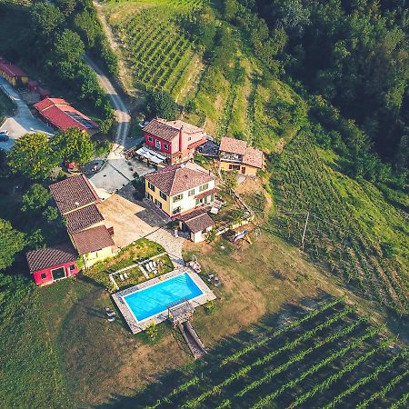 Tenuta Monteoliveto - Family Cottage - Agriturismo Nelle Langhe Vesime Ngoại thất bức ảnh